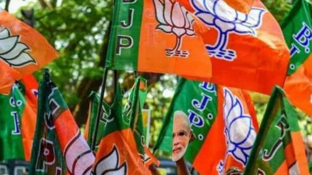 Nashik BJP politics,The path to BJP entry is clear for 'those' two leaders from Nashik!