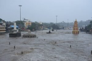  Flood on Godavari river in Nashik