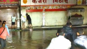 Cloudburst-like rain in Sinnar Sinnar taluk recorded 165 mm of rain