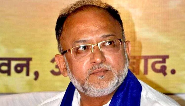 Nashik: Senior journalist Niranjan Takele participated in the program 'Samvad Sahwas' on February 12
