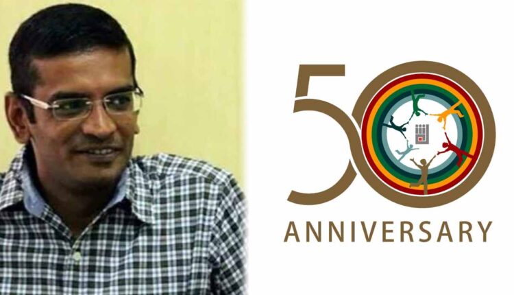 Architect Dinesh Jategaonkar's logo won first prize at national leve