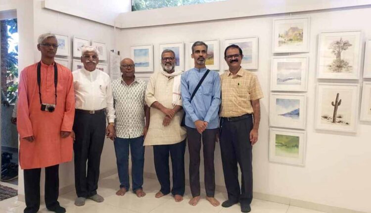 Grand opening of Nashik Misal Club painters' exhibition in Kolhapur