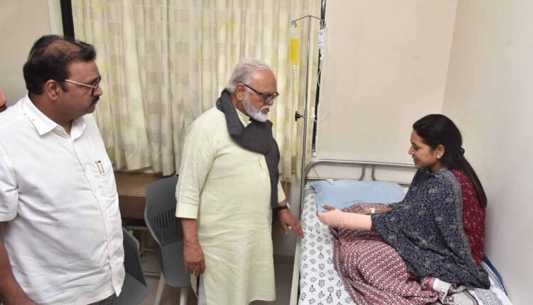 Supriya Sule , Chhagan Bhujbal meeting MLA Saroj Ahiren