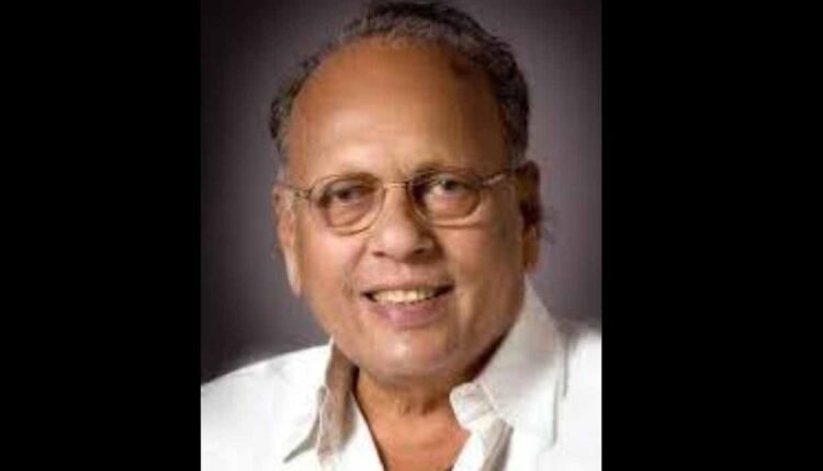 Maharashtra News /Veteran writer Na.Dho.Mahanor passed away