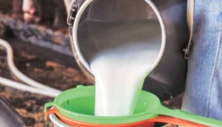 Subsidy of Rs.5 per liter to farmers supplying milk to cooperatives, private milk unions