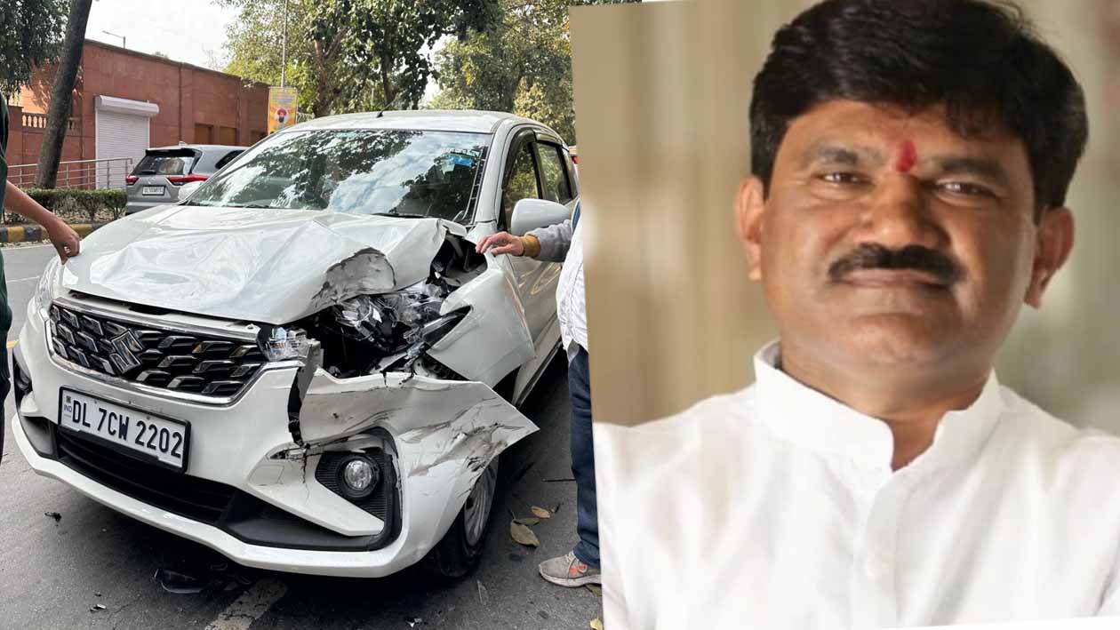Hemant Godse car Accident/Nashik MP Hemant Godse's serious car accident in Delhi