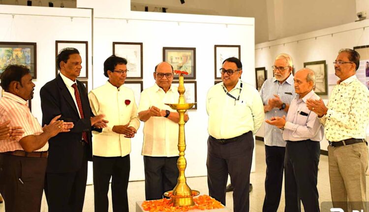 Jahangir Art Gallery/Marathi News/Nashik News/Inauguration of veteran painter Deepak Verma's "Rang Reshya" exhibition