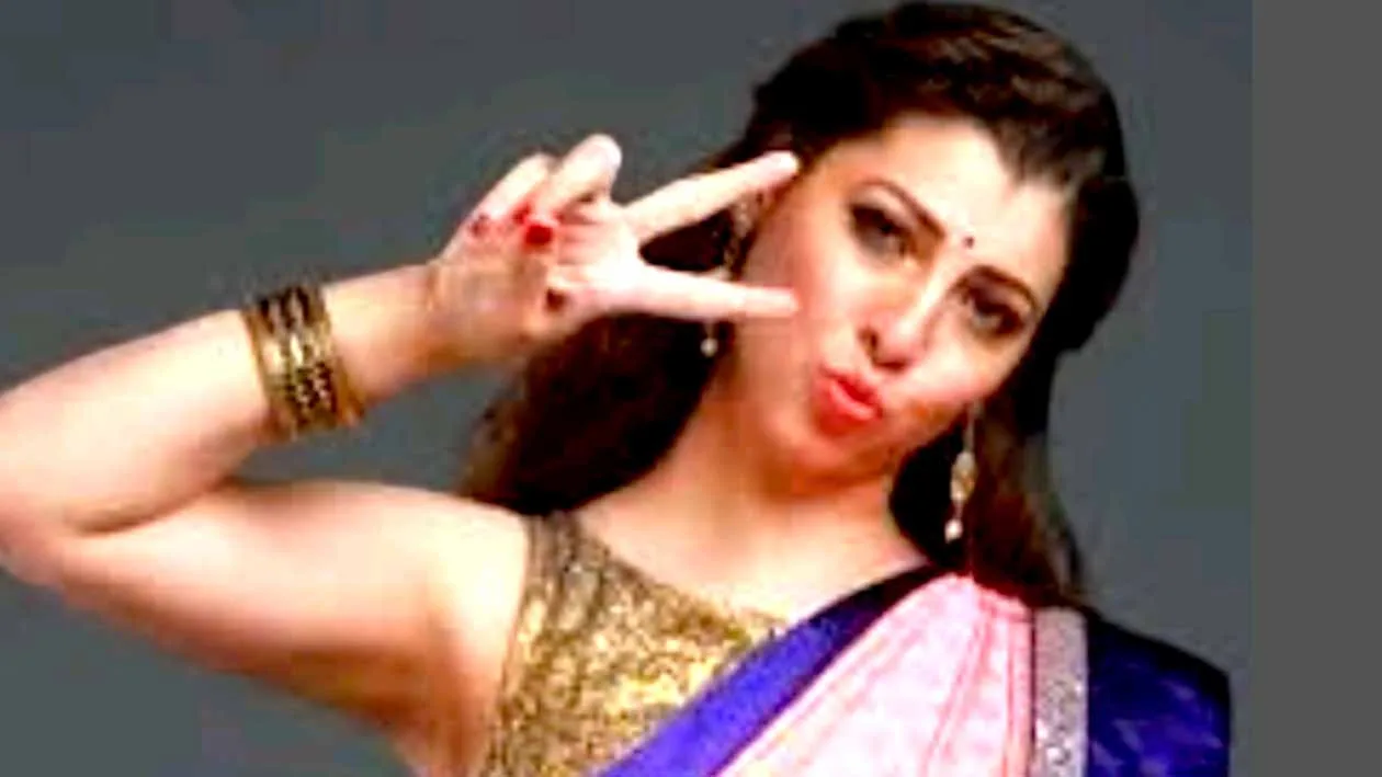 Tejaswini Pandit's tweet /People know everything, they are not stupid; Tejaswini Pandit's suggestive tweet