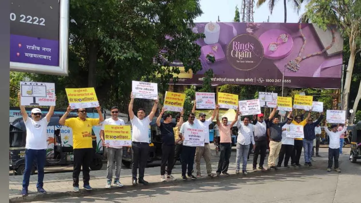 "Vote Kar, Nashikkar" Voting Awareness Campaign by Nova