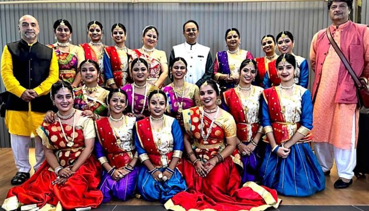 Spectacular performances by Nashik artists in Malaysia