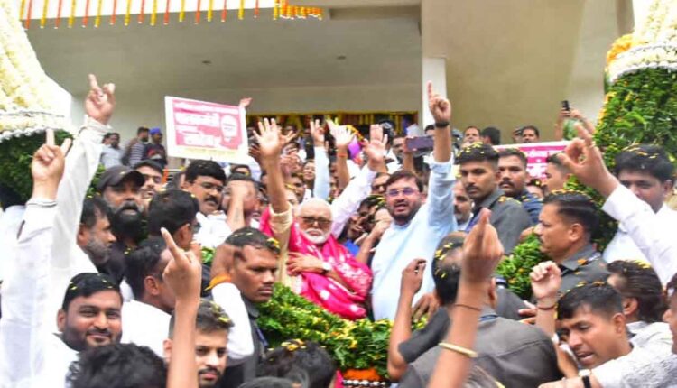 Chhagan Bhujbal Nashik Welcome,Cabinet Minister Chhagan Bhujbal receives a warm welcome in Nashik