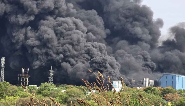 Nashik Jindal Company Fire,A massive fire at Jindal Company in Nashik continues to rage for the third day.