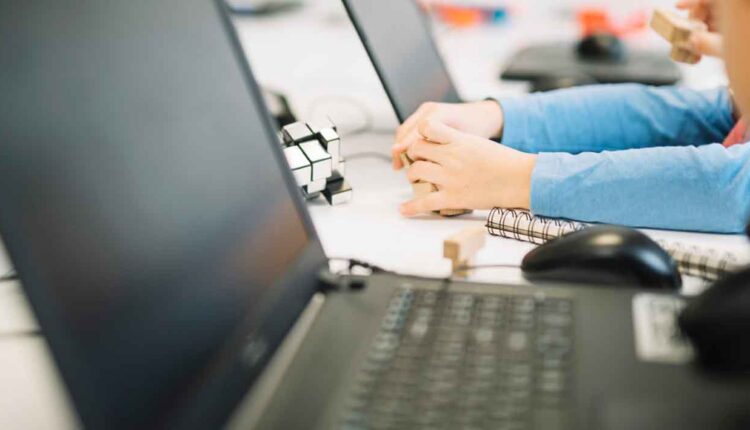 Nashik Crime News,Cases registered against 350 people at once in Nashik – Facebook gave information directly