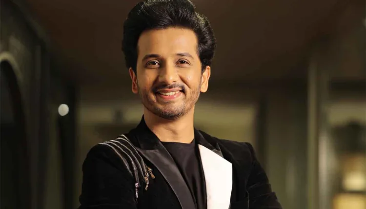 Chala Hawa Yeu Dya,Abhijeet Khandkekar's strong comeback!