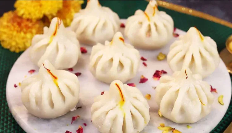  Ukadiche Modak Recipe,Ukadi Modak (Rice Flour) Recipe