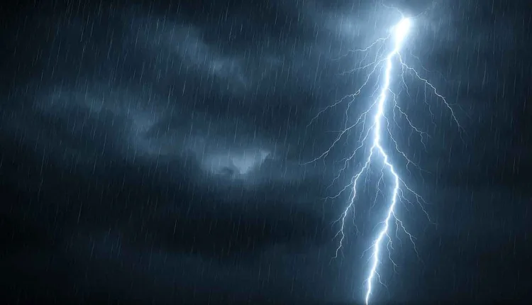 Maharashtra Weather Update,Mumbai-Nashik residents beware! Red alert for heavy rains in the state