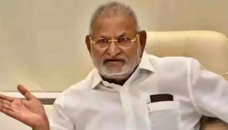 Manikrao Kokate Resigns,Big political development: Sports Minister Manikrao Kokate resigns