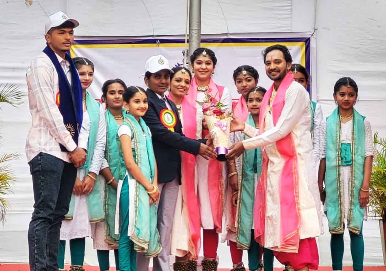 Cultural Events in Nashik,A cultural function was held in the prison with a dance performance by Keshav Kathak Dance Theatre.