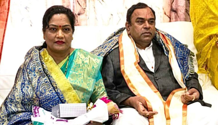 Ashok Kharat case,Big news! New twist in the fraudster Ashok Kharat case: Wife Kalpana Kharat absconding, son arrested