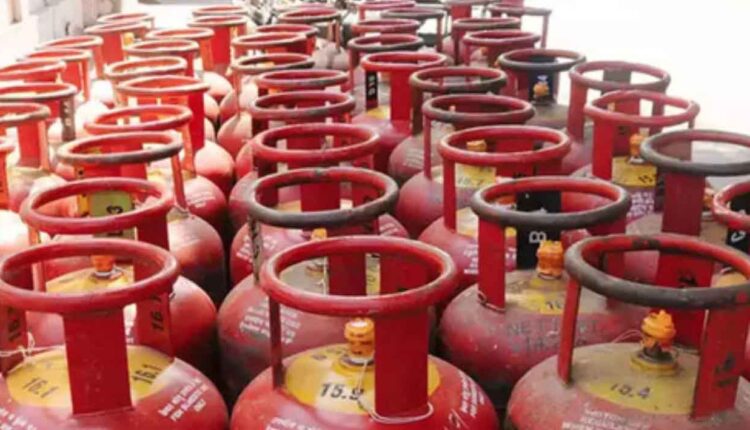 Nashik Gas Cylinder News,Gas cylinder delivery within 2-3 days after booking; Don't crowd agencies - Administration appeals